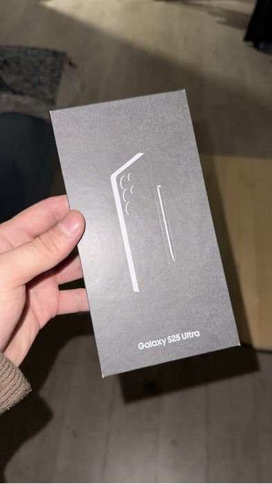 Samsung Galaxy S25 Ultra 256GB Titanium Black