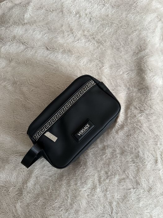 Чисто нова чанта Versace Fragrances