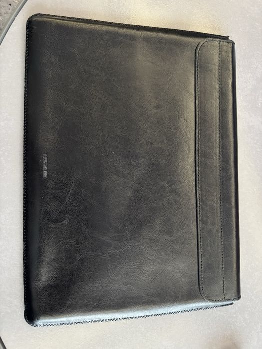 Кожена чанта за Macbook pro 14”