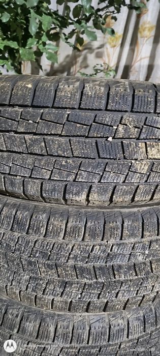 Продам покрышки  3 месяца котался