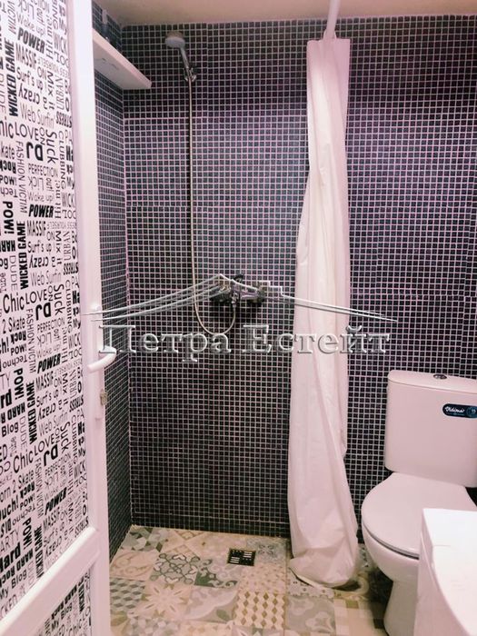 Продава се Тристаен апартамент в Варна, Гръцка махала - 75 кв.м за 2640 €/кв.м - Снимка #4