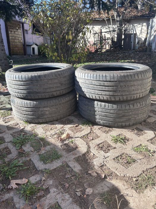 Летни гуми 215/55R17Y