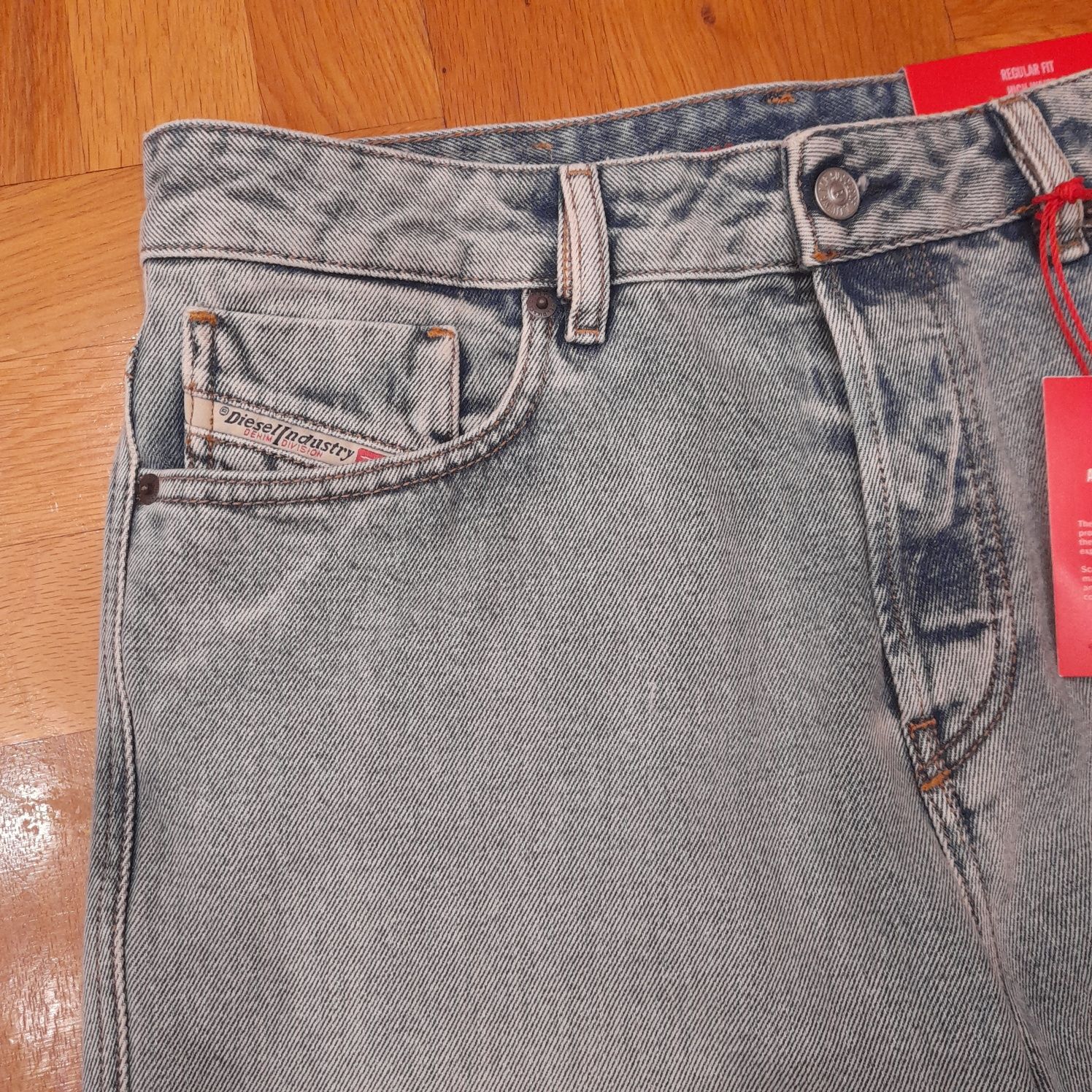 НОВО! Мъжки дънки DIESEL 1955 09C14 straight jeans