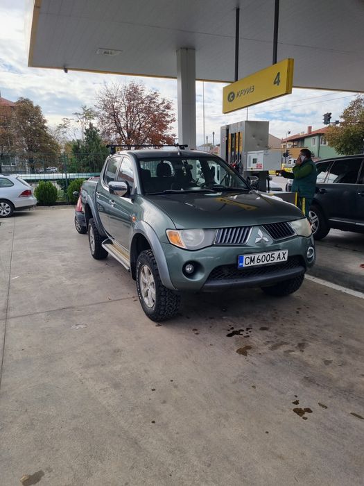 Продава Митсубиши ЕЛ 200 2008