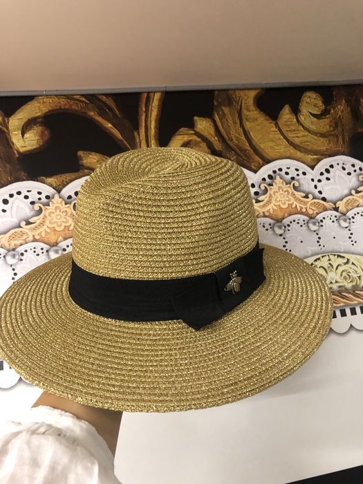 Нова дамска шапка