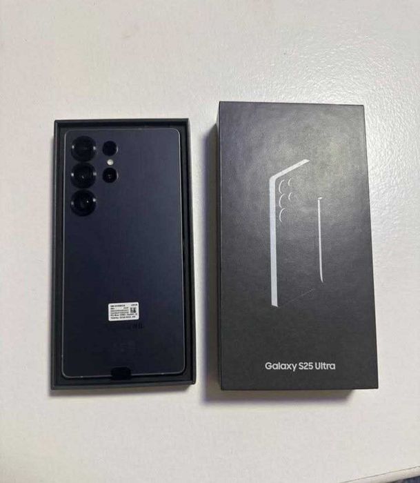 Нов Samsung Galaxy S25 Ultra 256GB