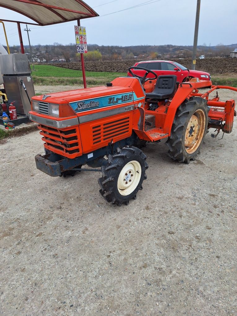 Vand tractor japonez kubota