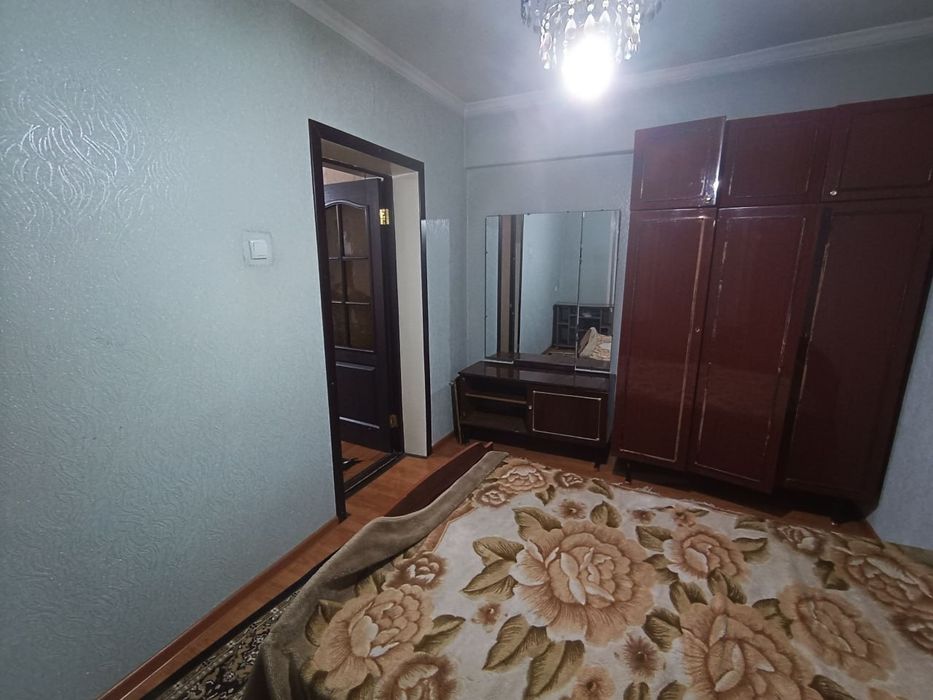 Юнусабад 18, 2в3/2/4 кирпич, два балкона