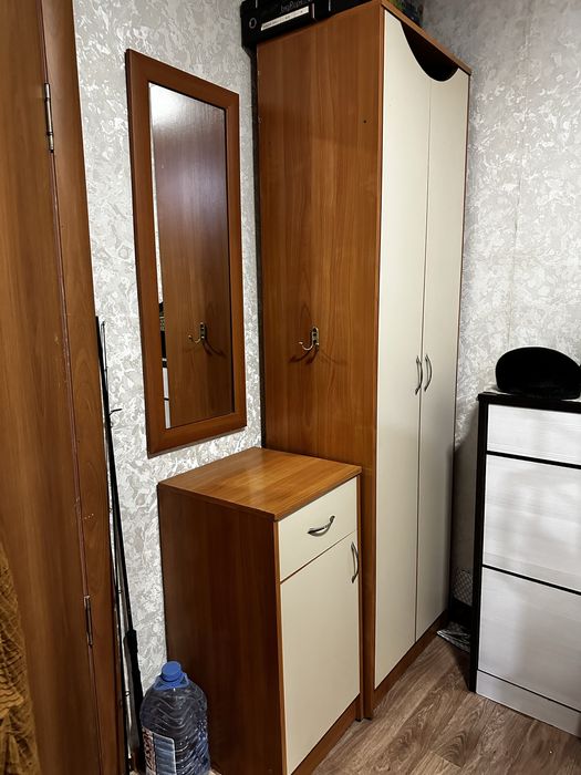 продам прихожая мебель