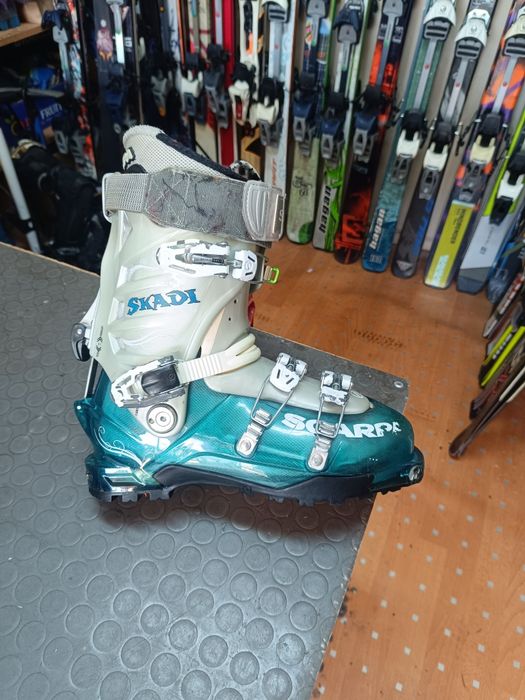 Туринг freeride комбинирани обувки -  по 200  лв.