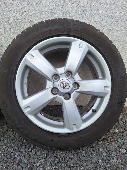 Jante Toyota CHR 7.0x17 et 45 5x114,3