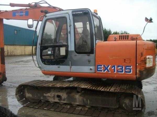 Dezmembram excavator HITACHI EX135U