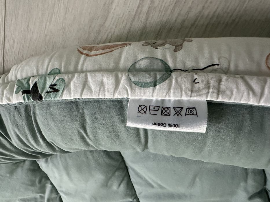 Гнездо за бебче на марката Jukki. Като ново.