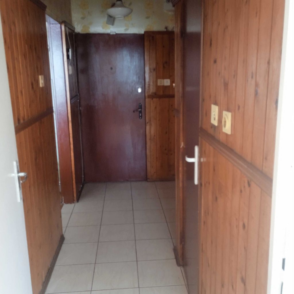 Продава се Тристаен апартамент в Перник, Байкушева махала - 72 кв.м за 1056 €/кв.м - Снимка #8