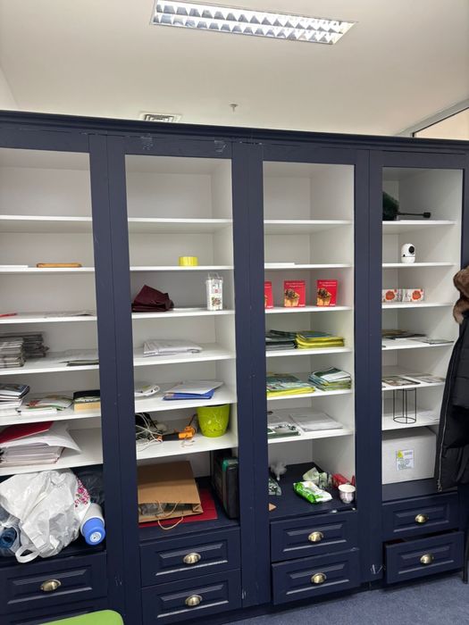 Шкаф для дома или офиса