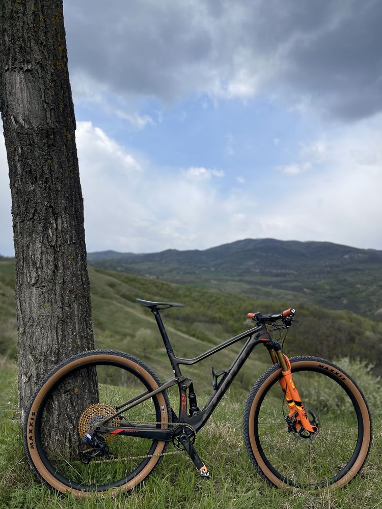 Bicicleta Carbon Scott Spark RC 900 Pro SL AXS Kashima