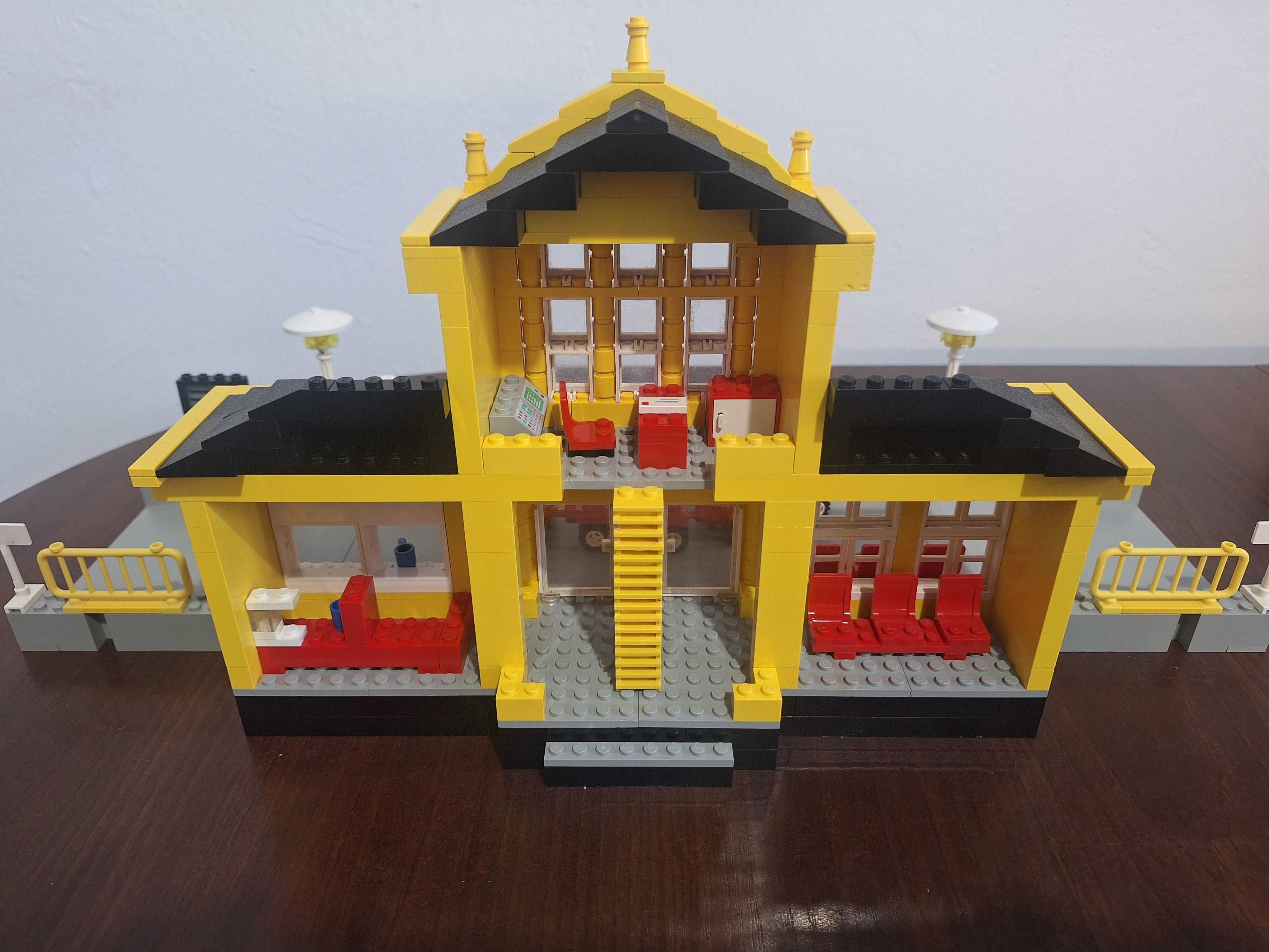 Lego 4554: Metro Station