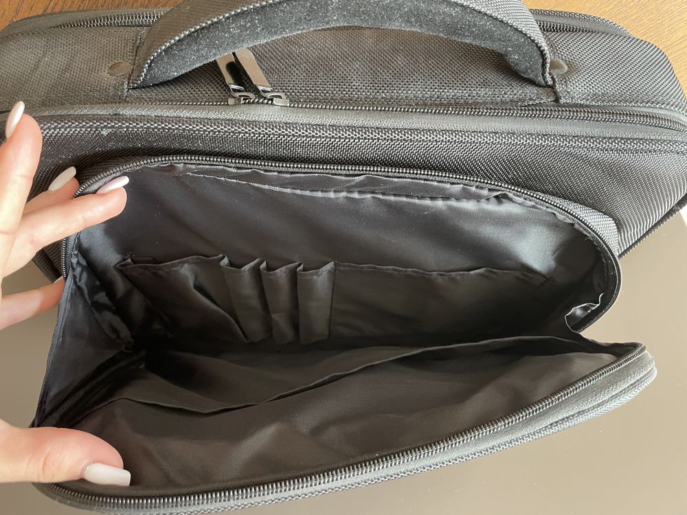 Текстилна чанта за лаптоп