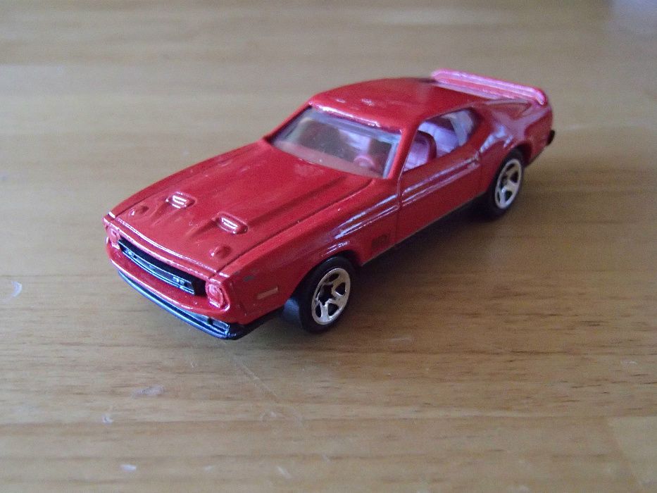 Hot Wheels Ford Mustang 1971 Mach 1 Mattel macheta hotwheels