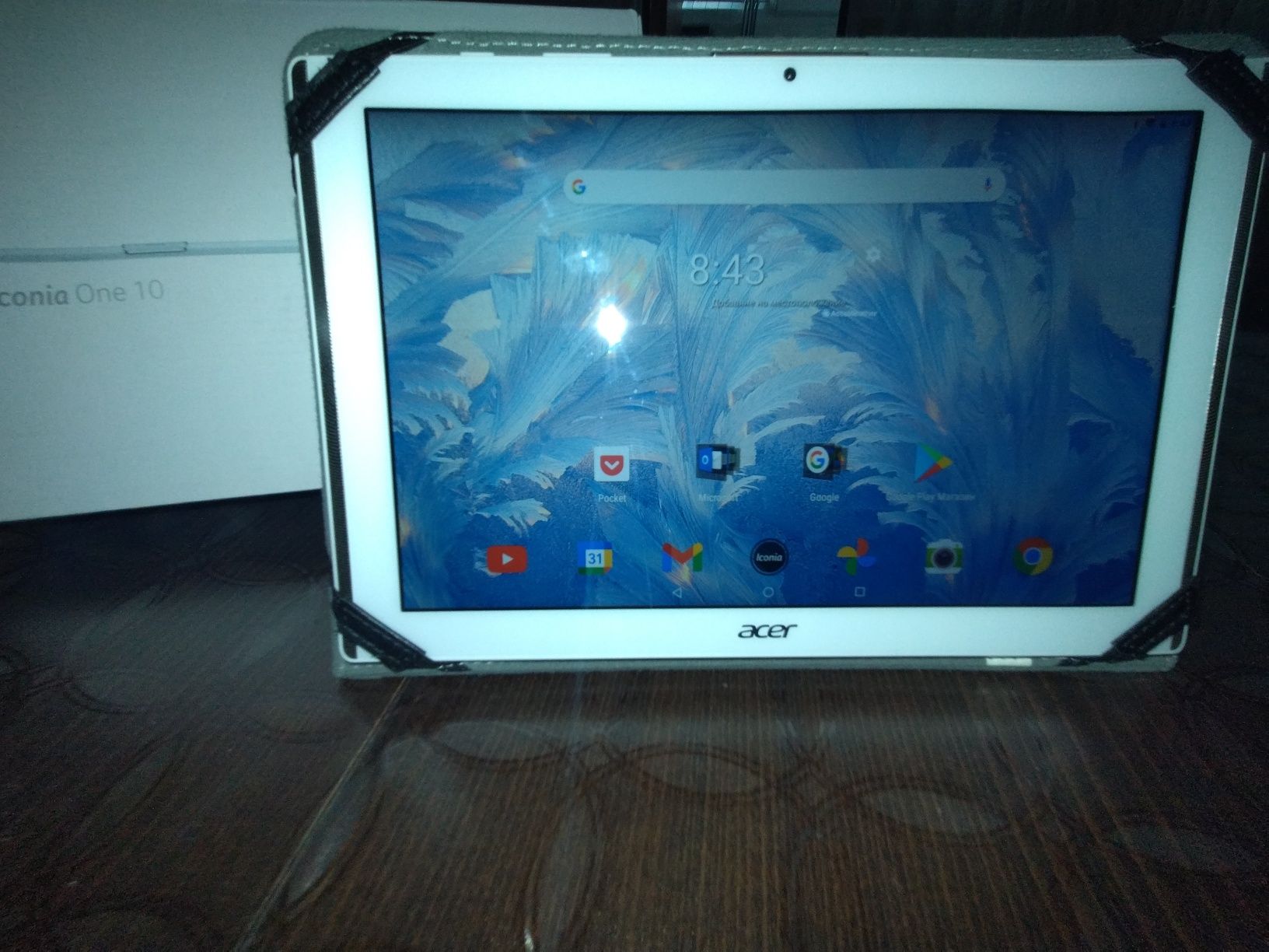 Acer iconiq 10...