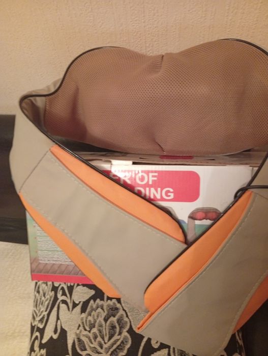 Шиацу масажор за цяло тяло