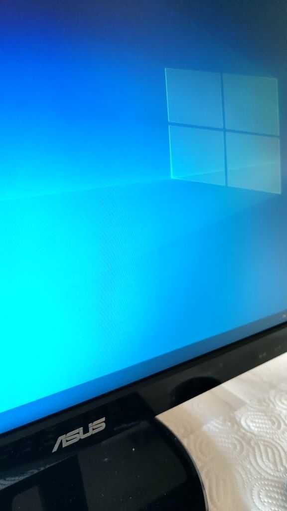 Монитор Asus VE247H (VGA, DVI, HDMI) 24" 2ms