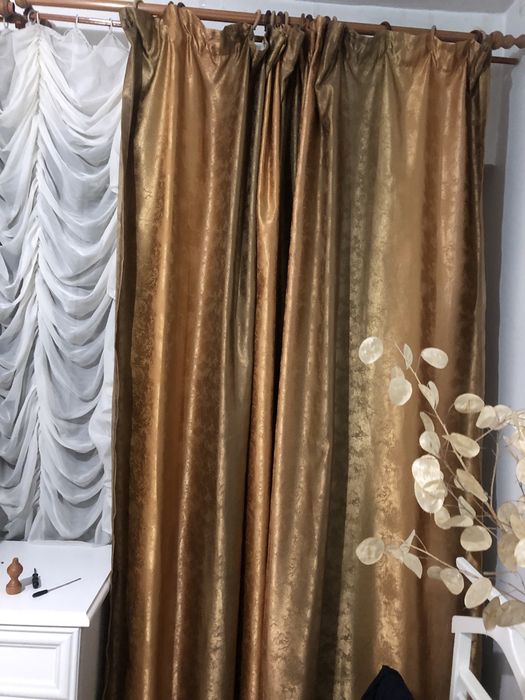 Draperii si galerie