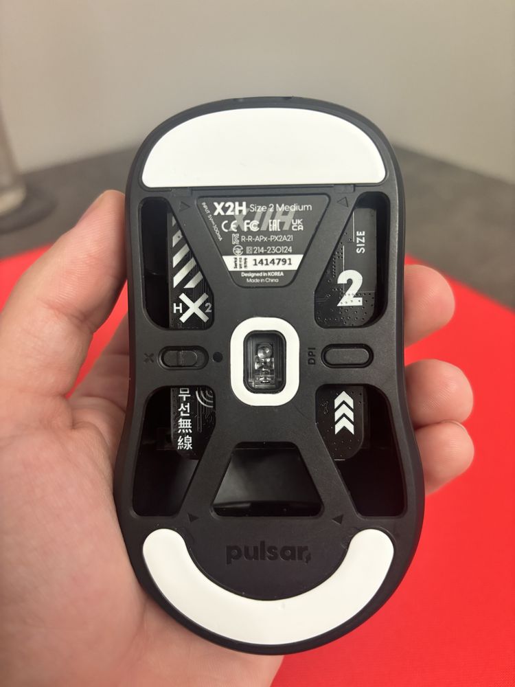 Mouse Gaming Pulsar X2H Size 2 cu dongle 4K Hz