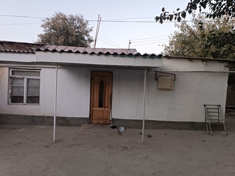 Hovli sotiladi 4 sotihlik
