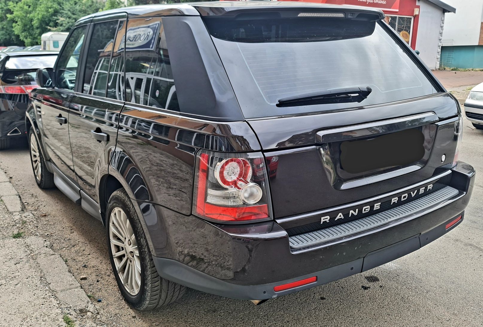 Dezmembrez / Vând Triple Range Rover Sport 2011