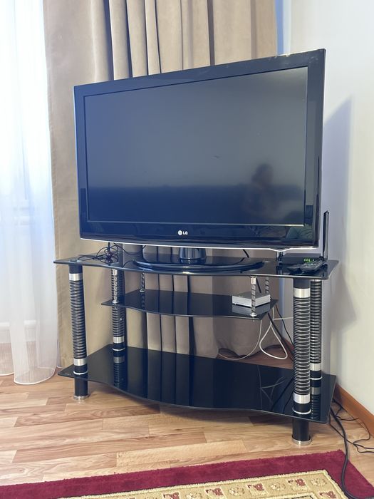 Тумба под телевизор