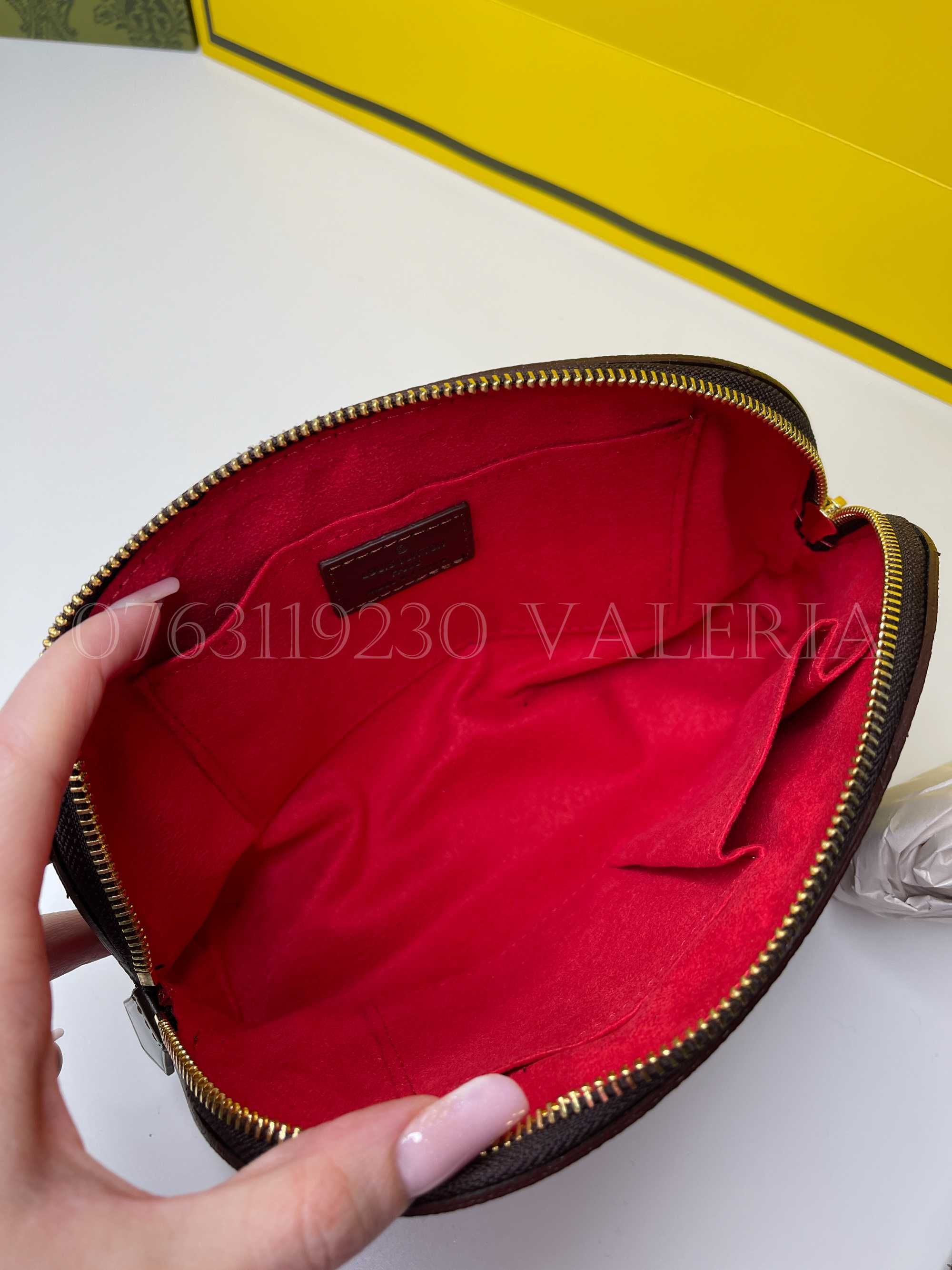 Portfard Louis Vuitton Pouch - Machiaj , Diverse