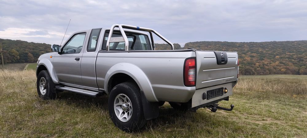 Nissan Navara 4x4,benā lungā,import Germania,