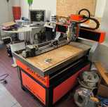 CNC 5 axe 2,2Kw 900x600 inclusa axa rotativa si calculator cu Mach3