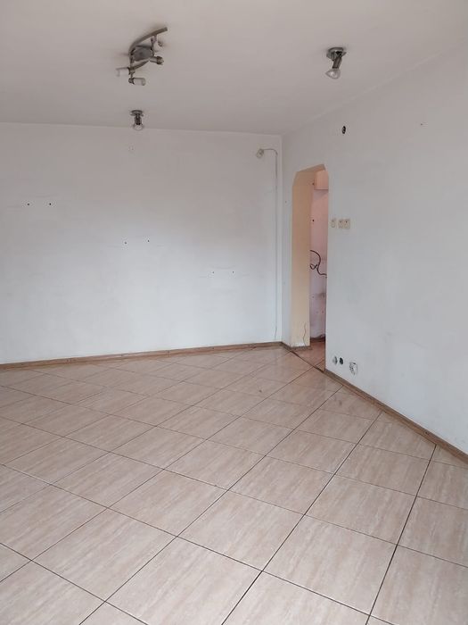 Apartament 3 camere, Parter, str Vasile Pârvan, Bârlad
