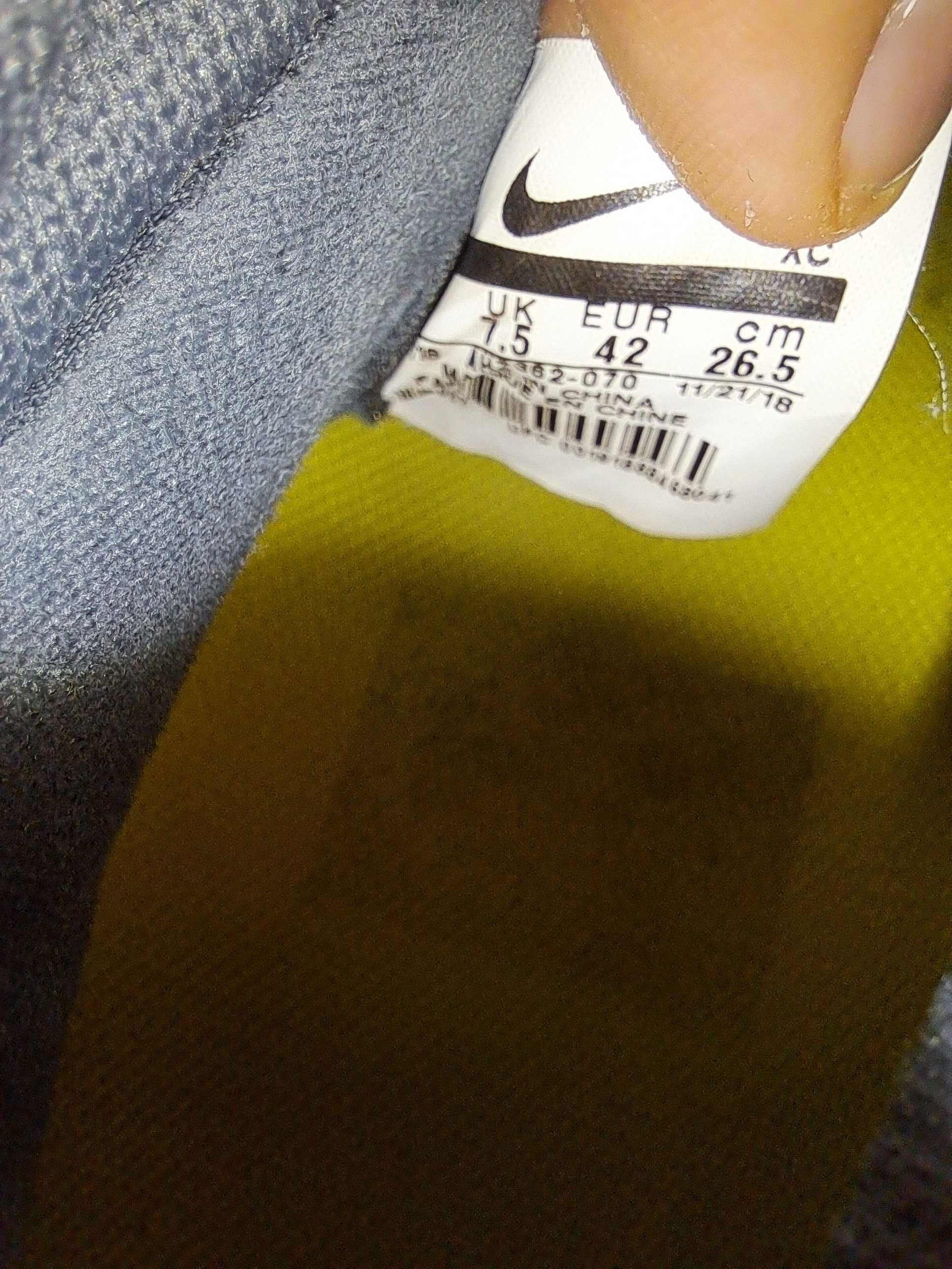 Бутонки с чорапNike Mercurial     42