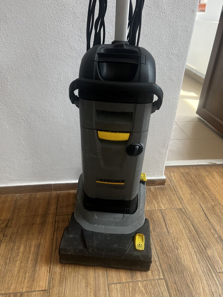 Karcher Profesional BR30/4 C