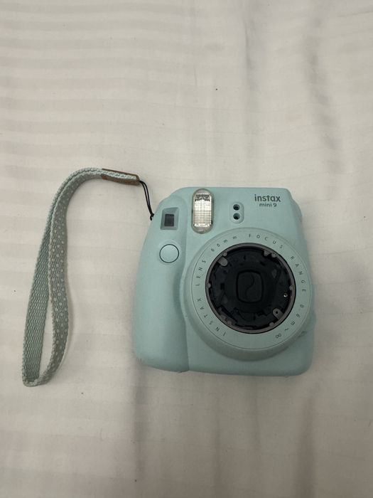 Фотоаппарат моментальной печати instax mini 9