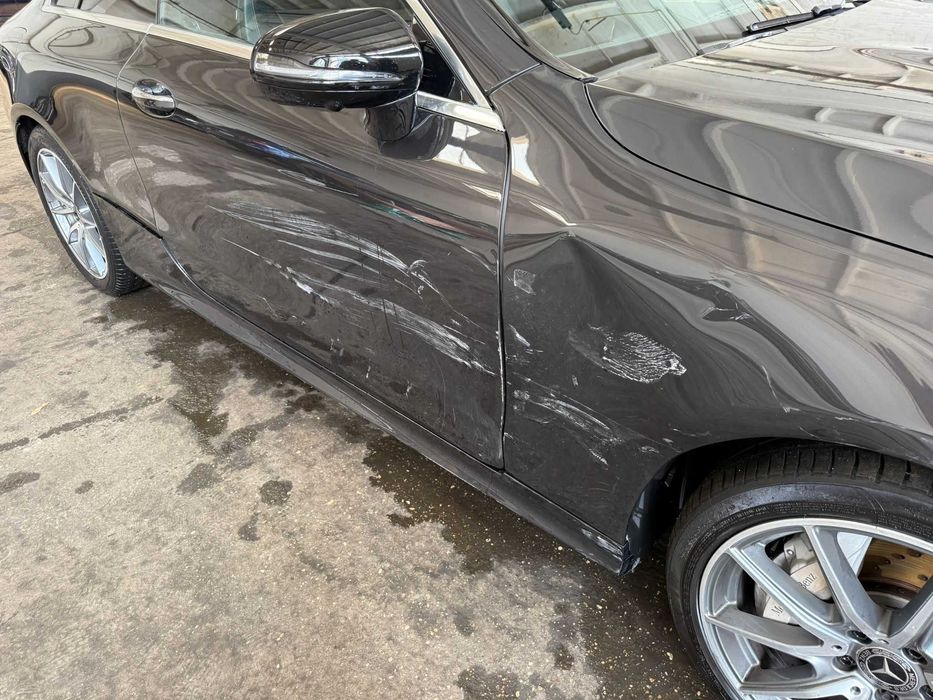 Mercedes E450 coupe 4matic avariat