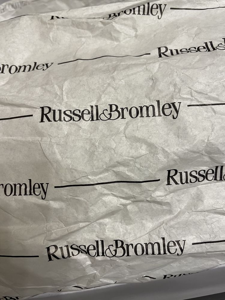Женские туфли Russell & Bromley