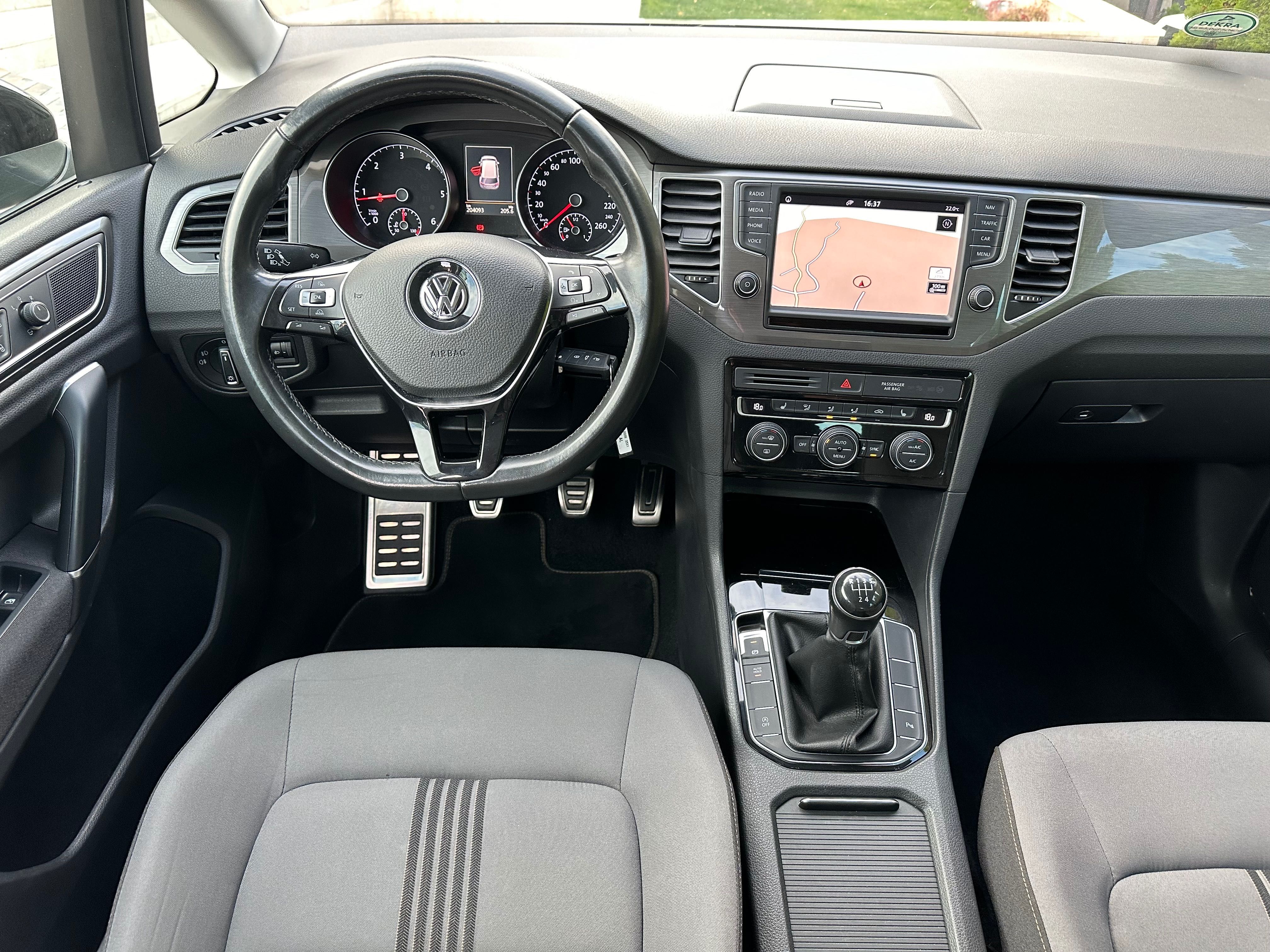 VW GOLF Sportsvan 1,6 tdi 110cp 05/2016 Rate TBI