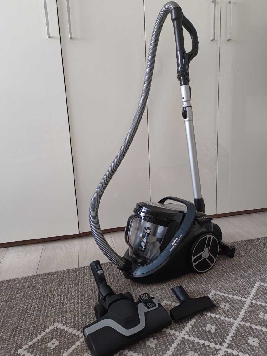 Пылесос Tefal Silence Force Cyclonic Effitech TW7941EA