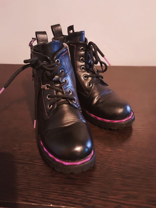 Ботинки на девочку