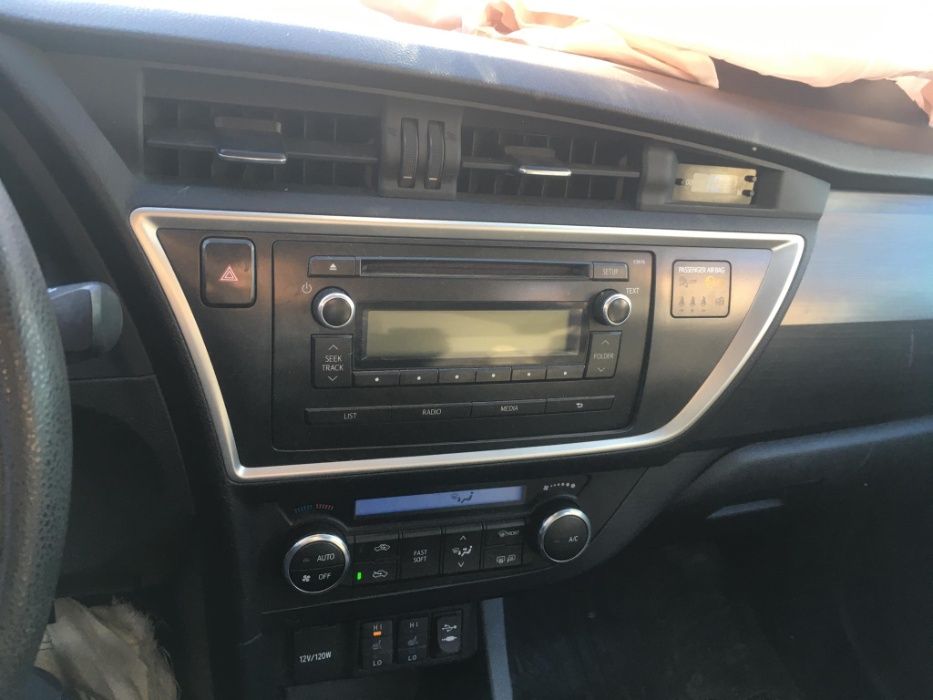 toyota auris 1.4 d4d 28000 km на части wifi тойота аурис