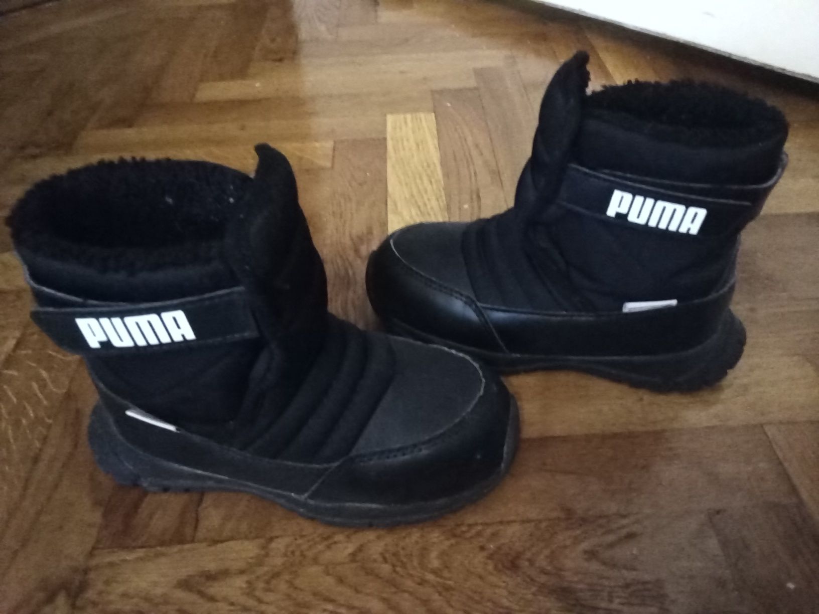 Puma marimea 26. Pret 100 lei