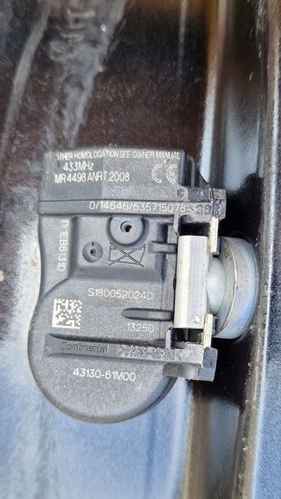 Сузуки, датчици за следене налягането в гумите, TPMS сензори Suzuki