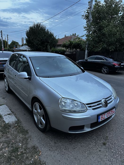 Volkswagen GOLF 5