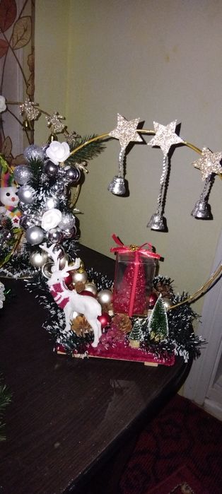 B7chete din satin realizate atent cu sclipici .cat și ornamente de cra