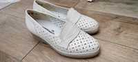 Pantofi albi de piele marimea 36