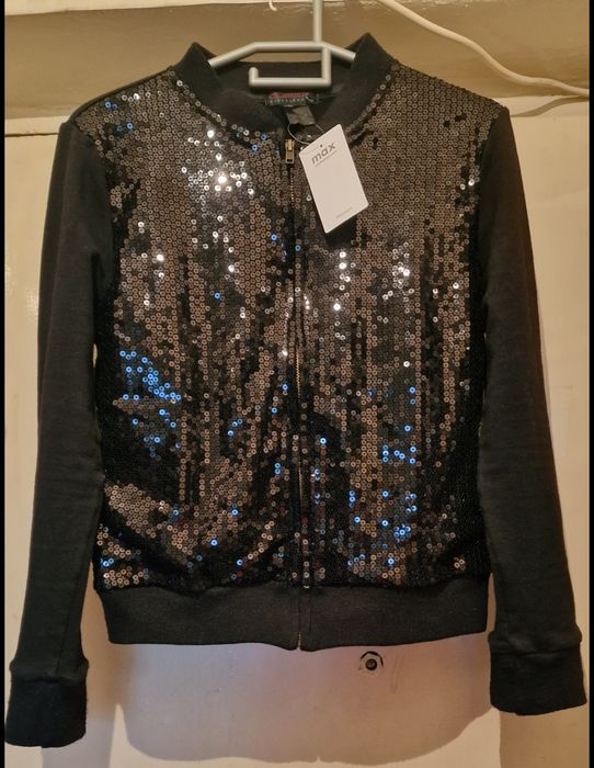 Кофта с пайетками